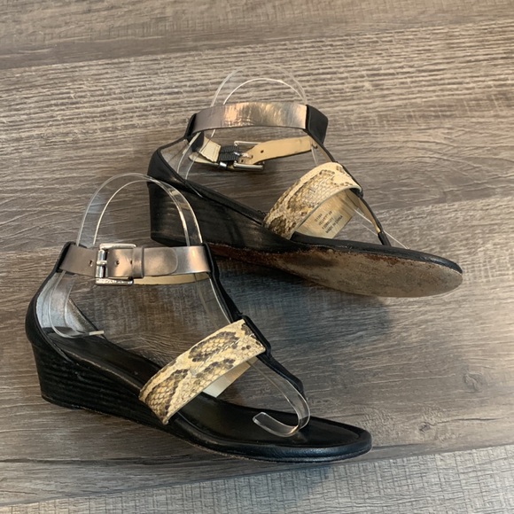 Coach "velvet" wedge sandals size 6 - Picture 3 of 8